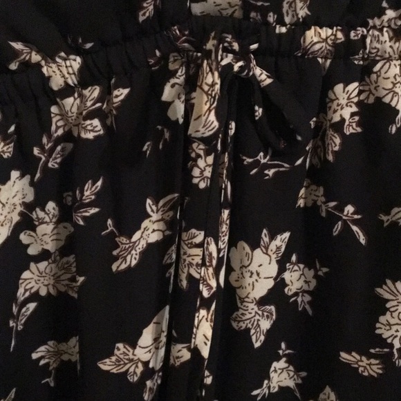 Daniel Rainn Floral Dress - Picture 4 of 5